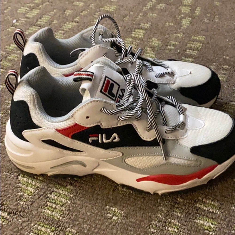 Fila Ray Tracer Athletic Shoe Disrupters